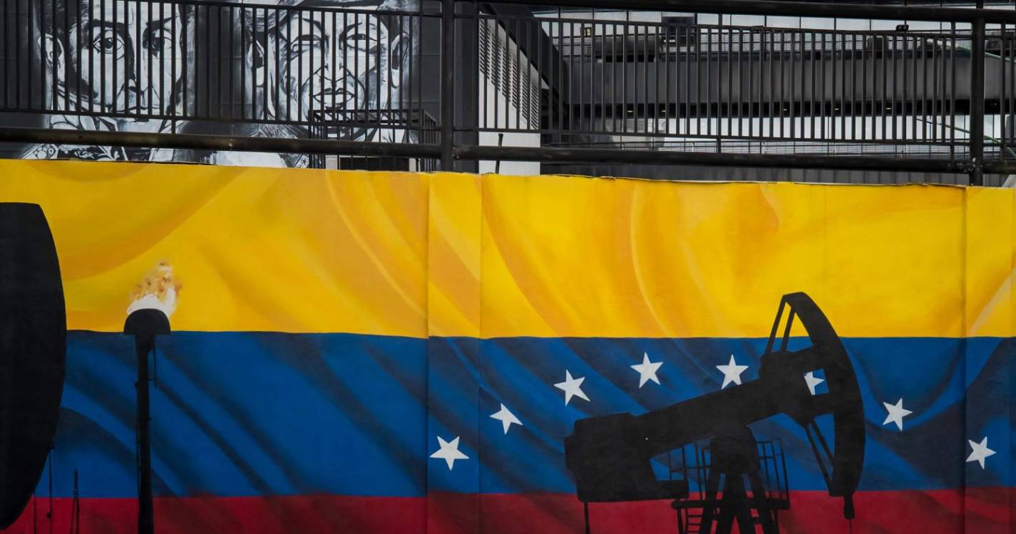 Detidos 31 civis e ex-militares venezuelanos acusados de conspirar contra Nicolás Maduro