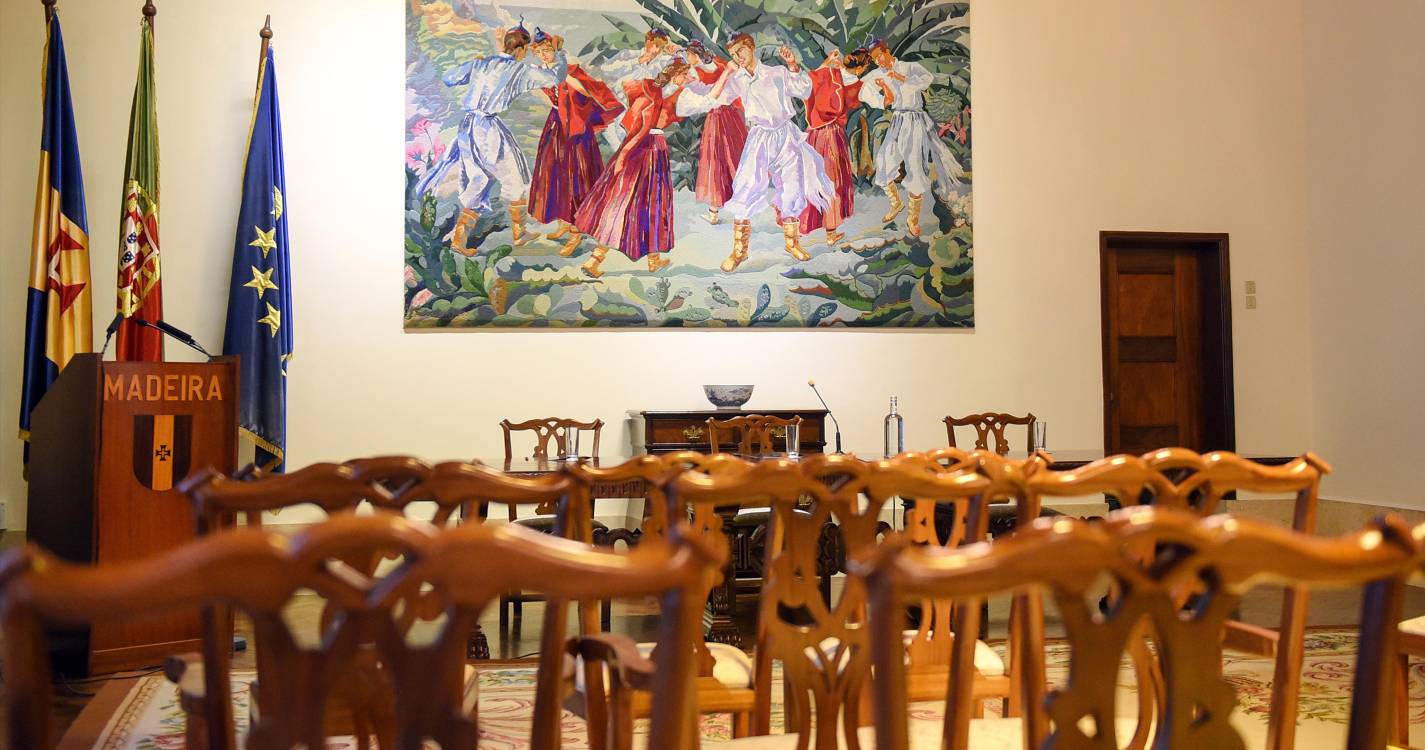 Administração Pública fecha fevereiro com excedente de 50,8 ME