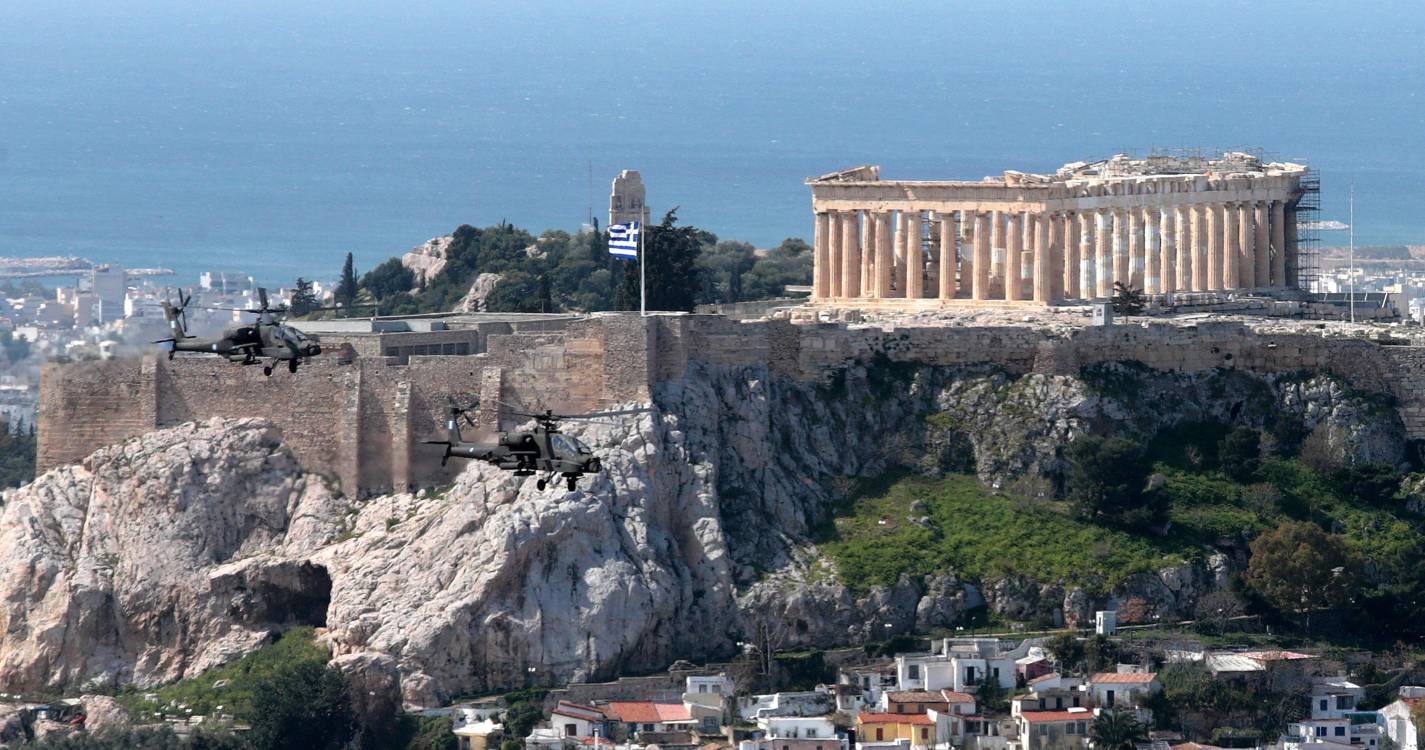 Grécia tem termómetros nos 46ºC e canícula prolonga-se até 2.ª feira