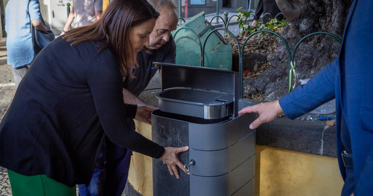 Funchal instala novas papeleiras na Avenida Arriaga e Praça do Município