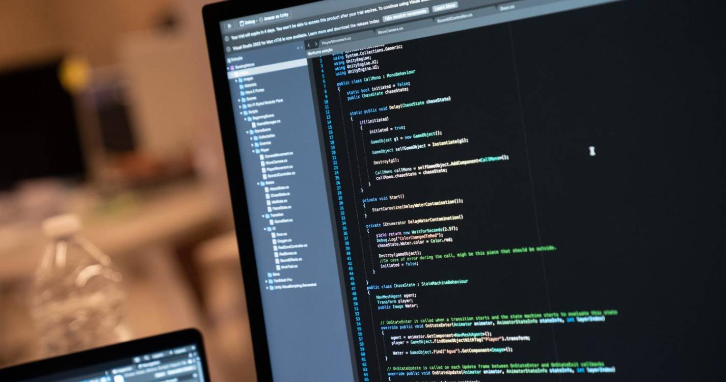 Governo autoriza trabalho extraordinário para professores de Informática