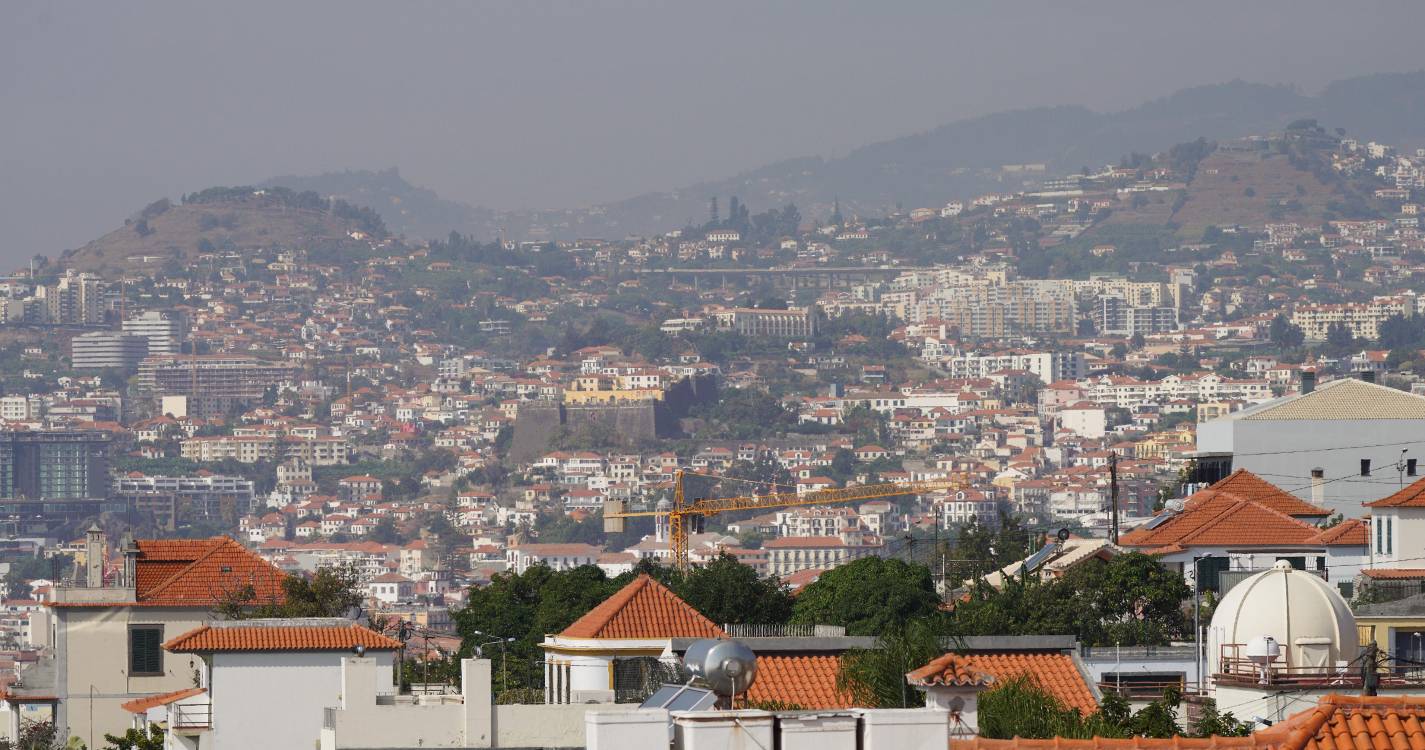 Meteorologia: estão hoje previstas poeiras em suspensão por toda a Região