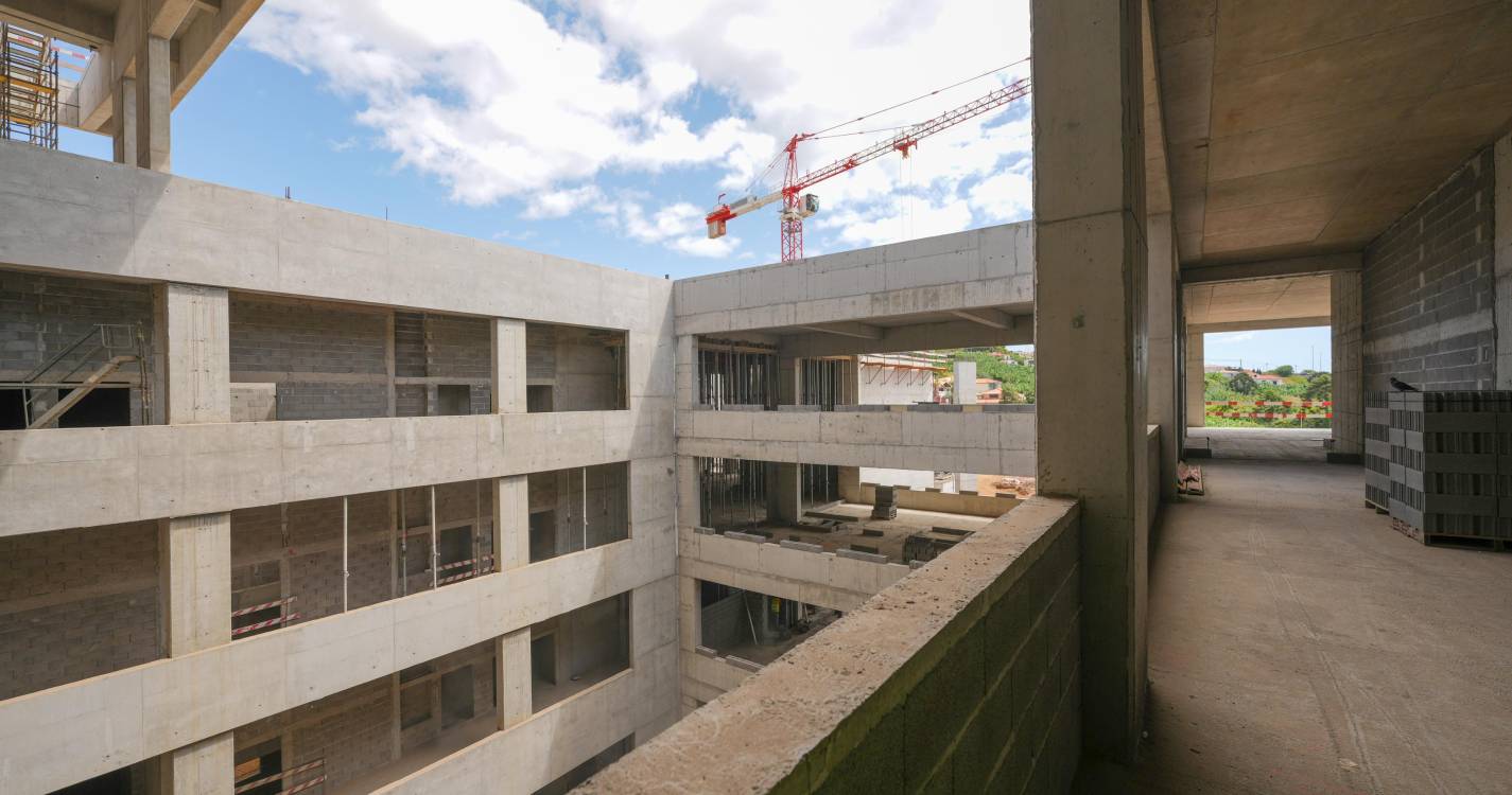 ‘À descoberta do novo hospital’ deu a conhecer o futuro do setor. Reveja imagens e vídeo aqui