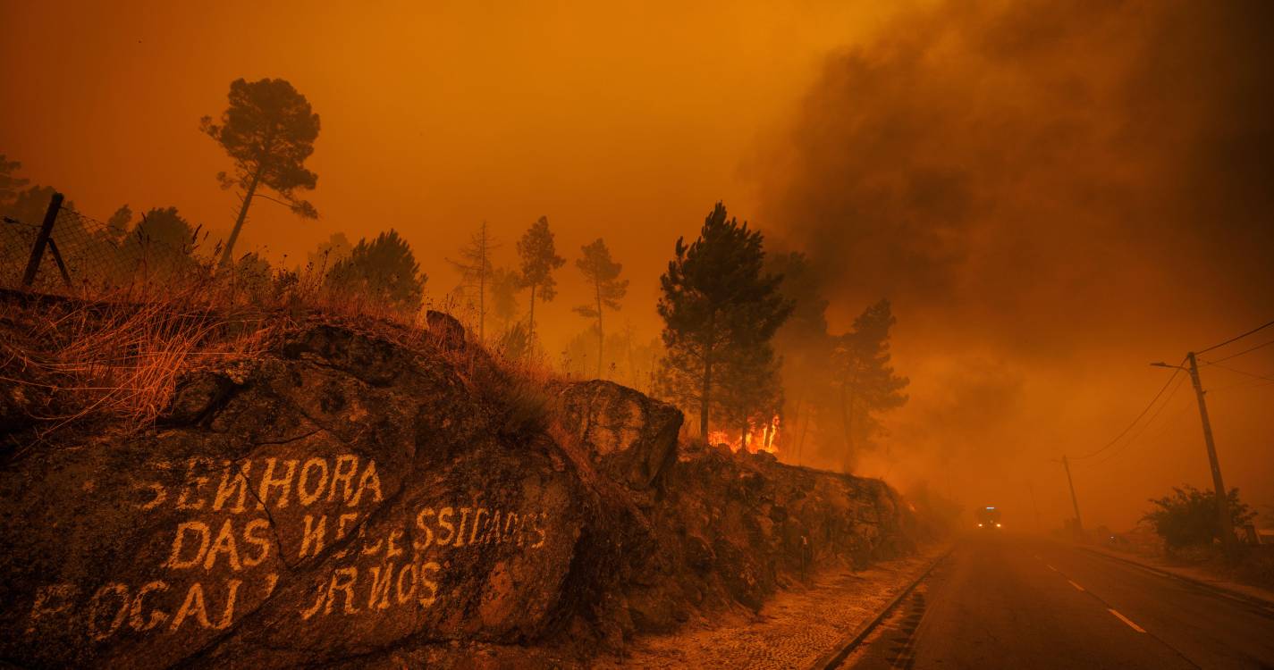 Incêndios: Mais de 3.200 operacionais combatem fogos de maior dimensão
