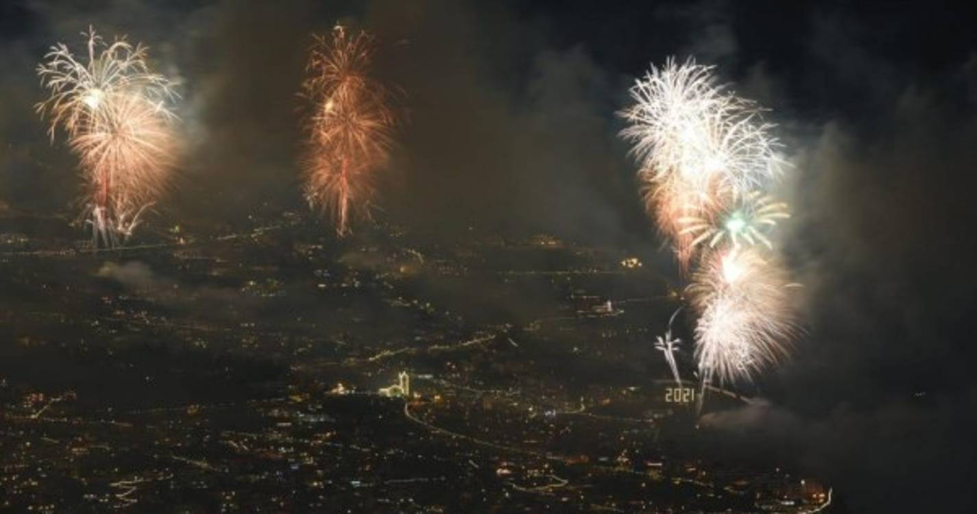 E foi assim a despedida de um ano para esquecer (com vídeo e fotos)