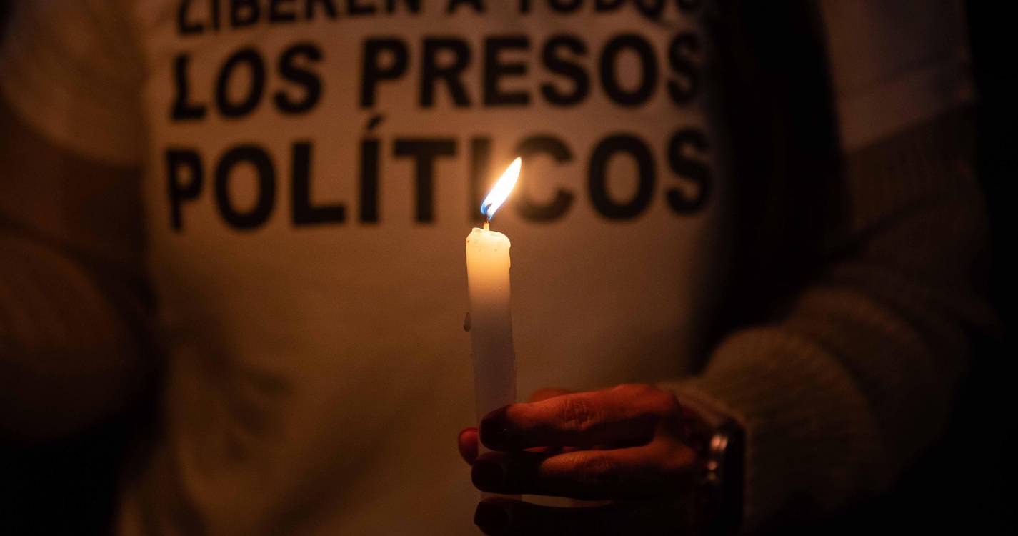 Venezuela: Pelo menos 80 presos políticos libertados, segundo ONG