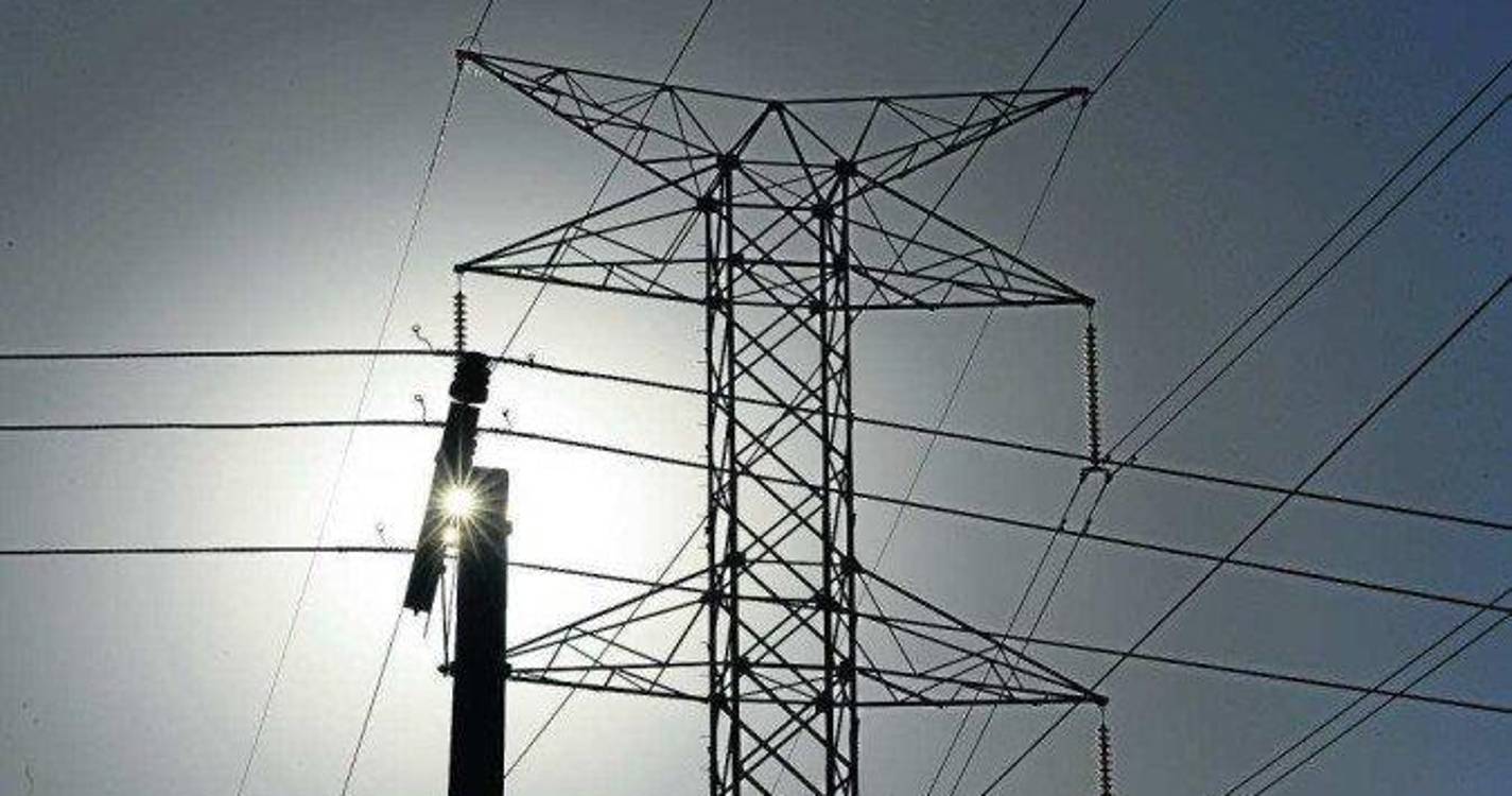 África do Sul: Aumento de 36% na eletricidade gera alerta de agitação social