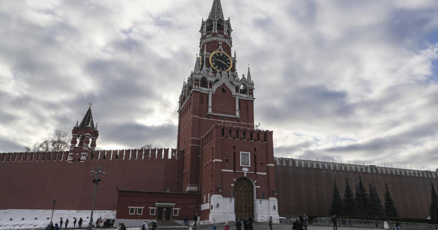 Áustria expulsa dois diplomatas russos