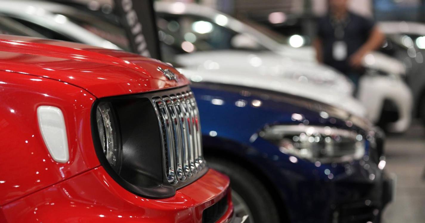 Compra de carros novos regista acréscimo de 26,2% em relação a 2022