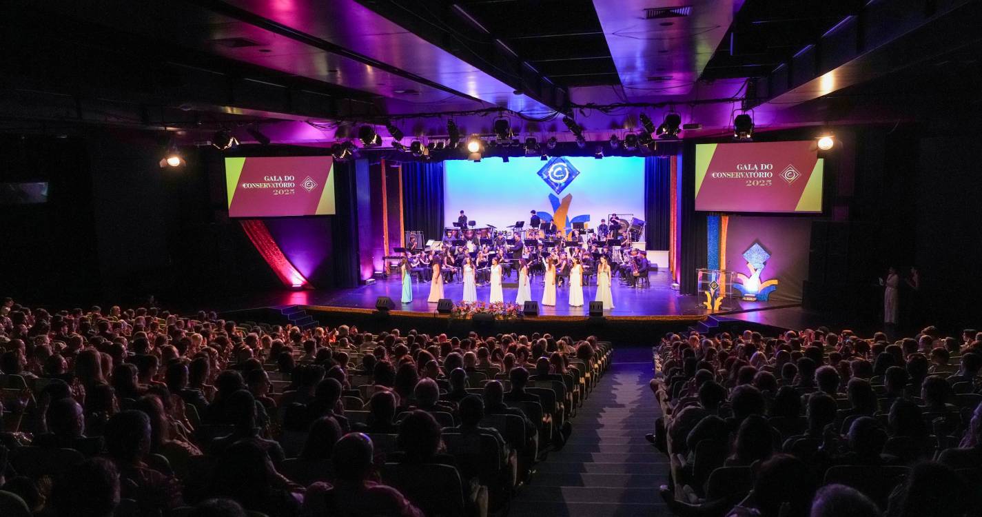 Percorra a galeria de fotos que mostra como foi a gala do Conservatório