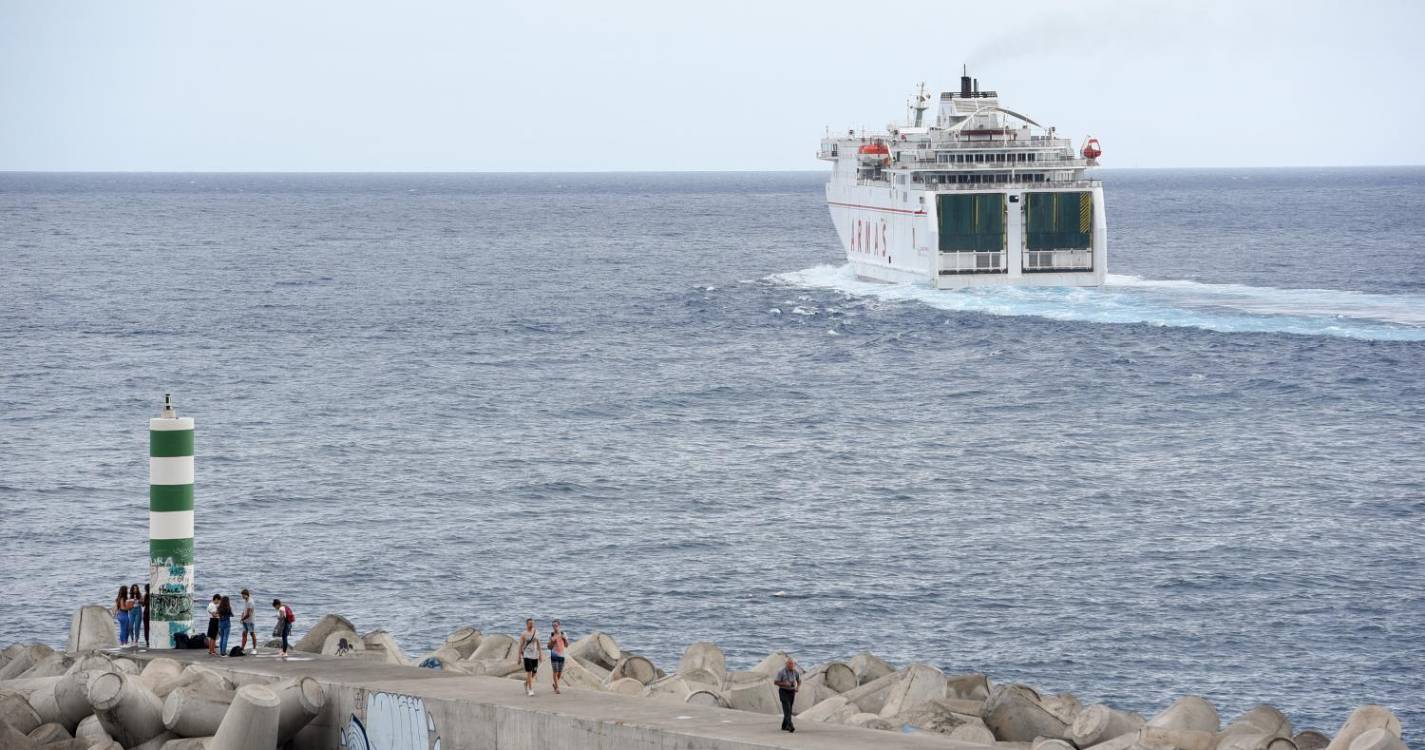 Estado vai financiar ligação ferry entre a Madeira e o Continente
