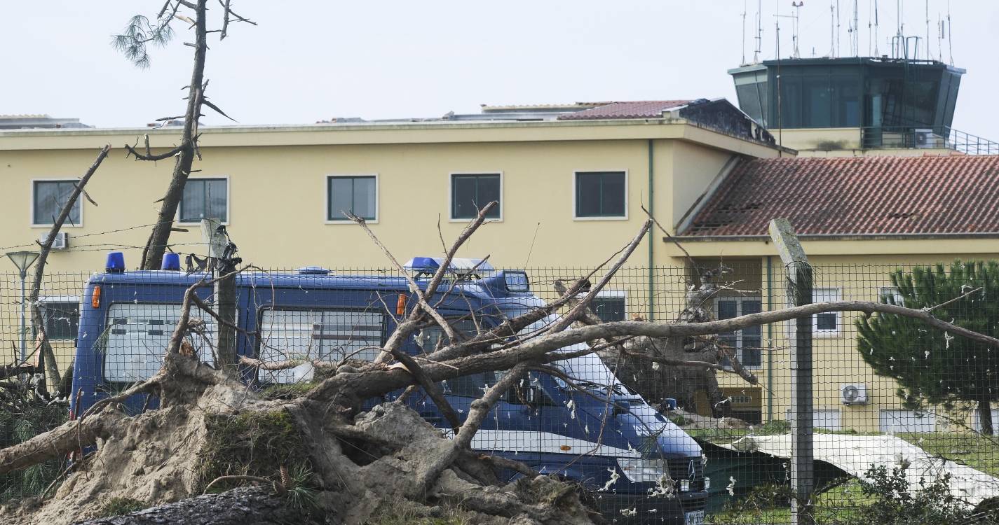 Mau tempo: PR diz que Forças Armadas vão reforçar meios no terreno