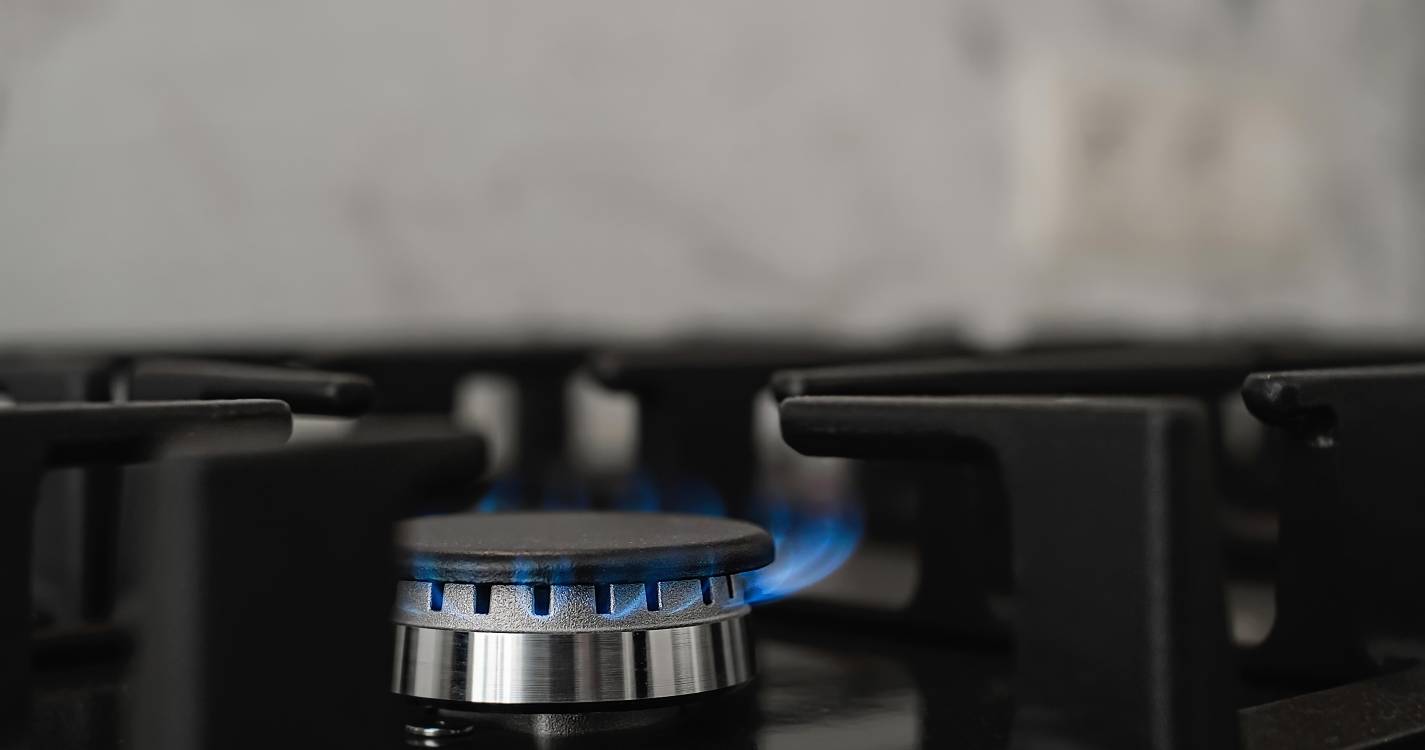 Suspeita de fuga de gás leva 8 bombeiros à Achada