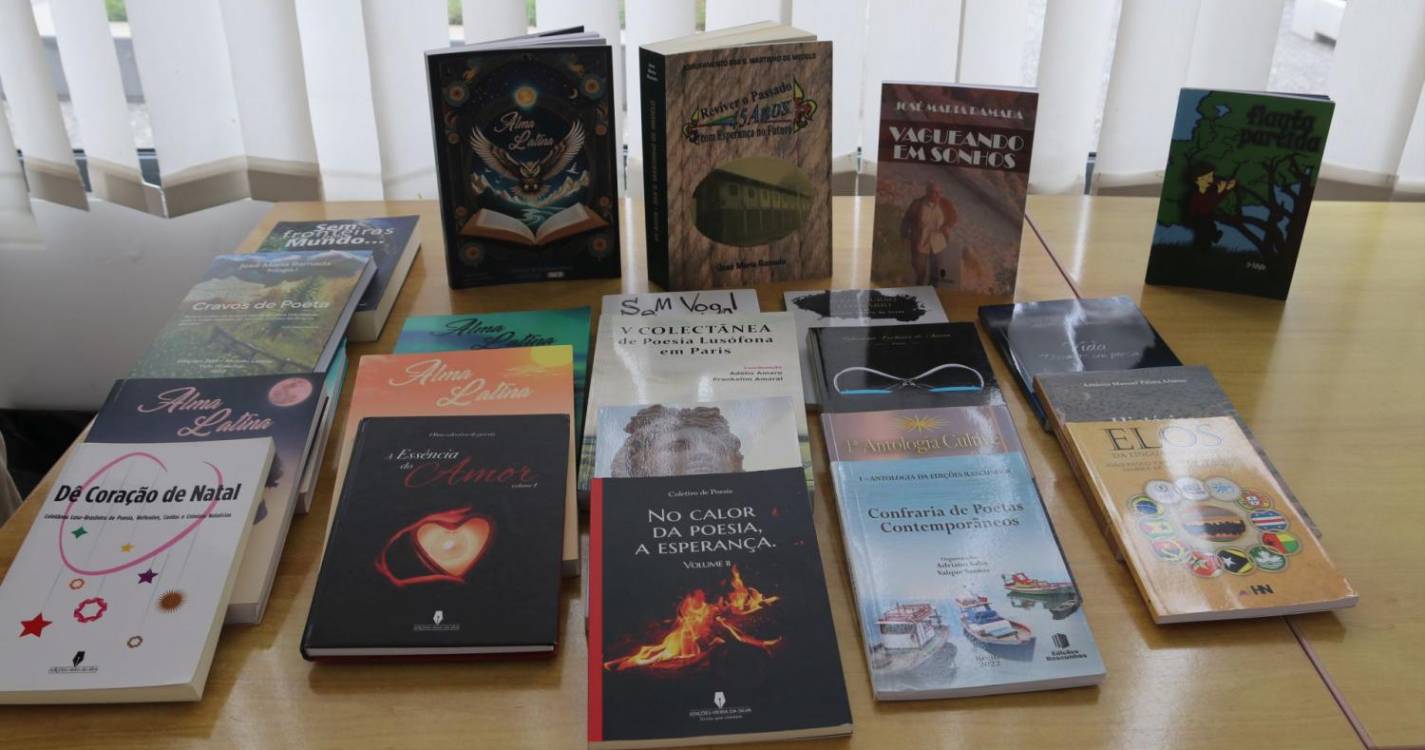 José Ramada doou coleção de livros à Biblioteca da Ribeira Brava