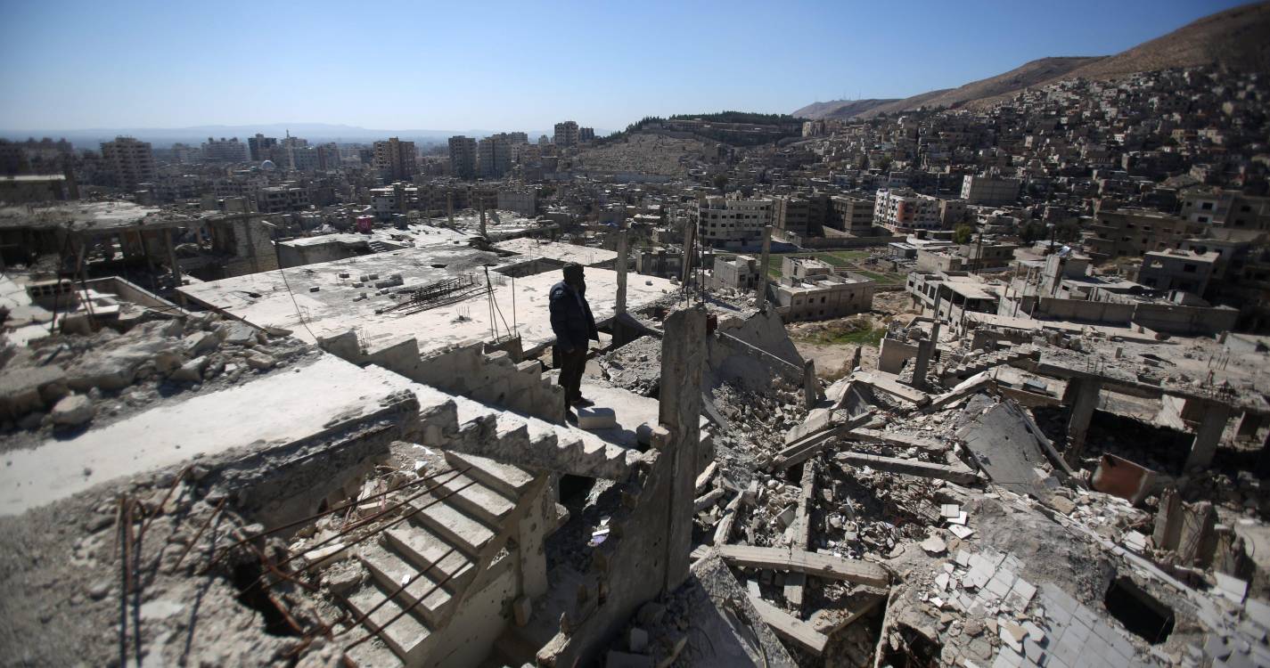 Mais de mil mortos nos confrontos no sul da Síria desde domingo