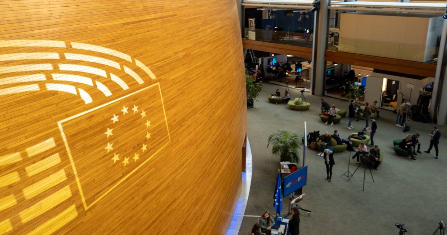 Europeias: 60.603 emigrantes portugueses vão votar em candidatos do país onde vivem