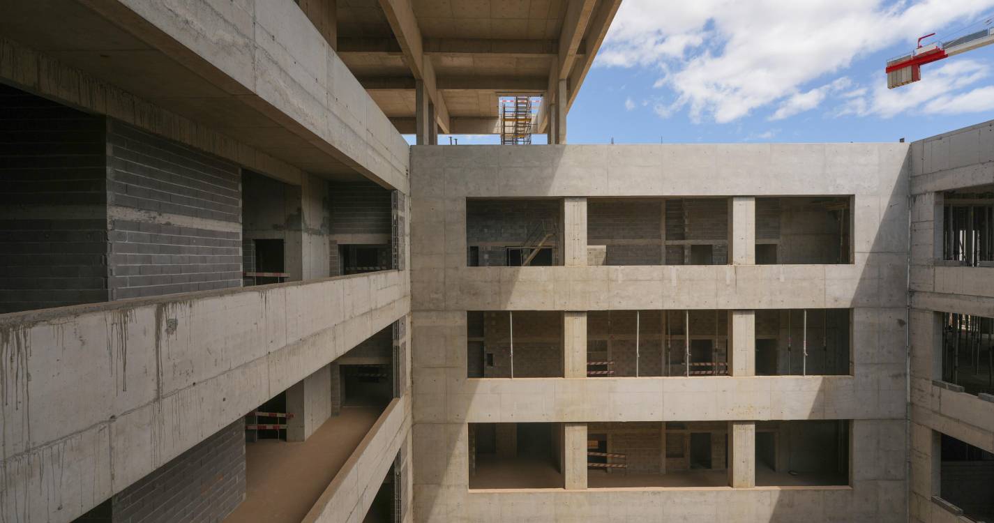‘À descoberta do novo hospital’ deu a conhecer o futuro do setor. Reveja imagens e vídeo aqui