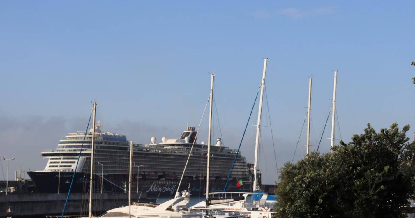 ‘Mein Schiff 1’ regressa à Pontinha com quase quatro mil pessoas a bordo