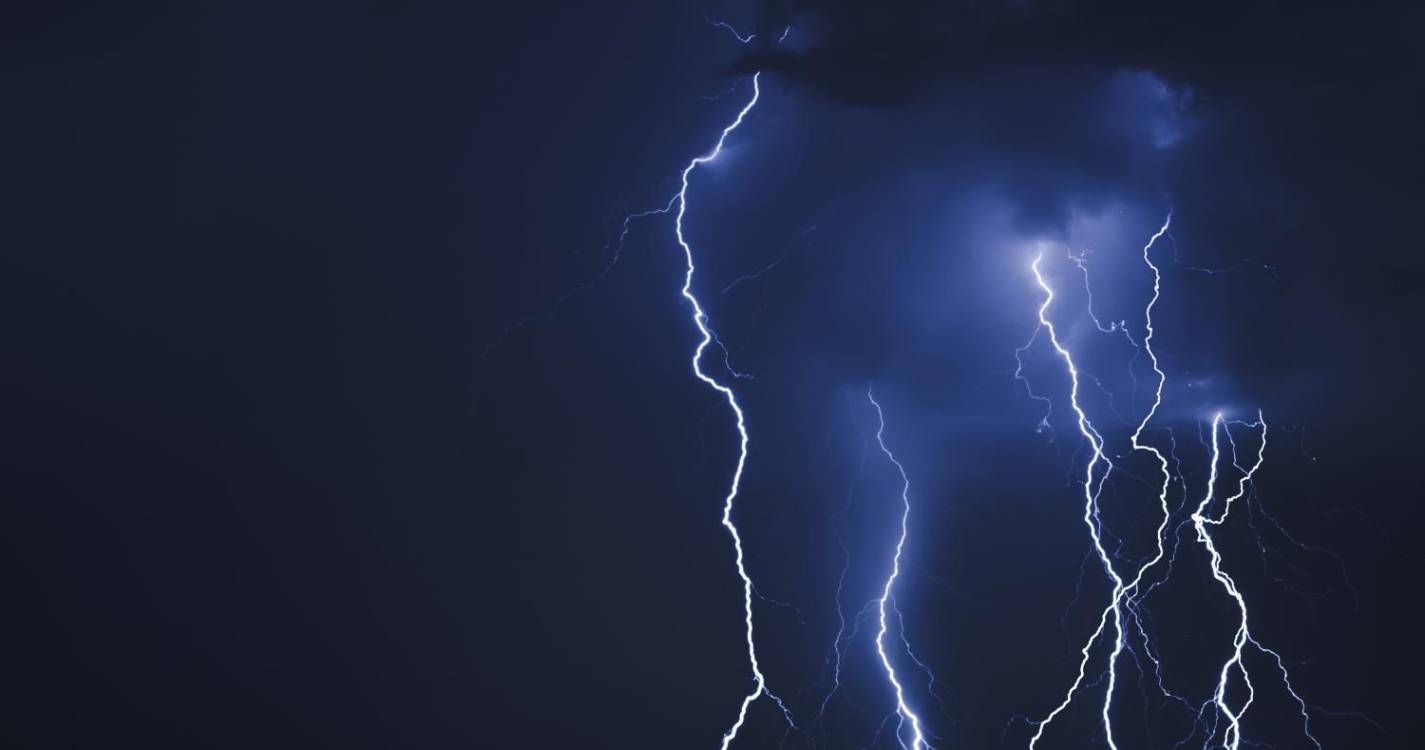 Depressão Juan vai provocar chuva e neve até sexta-feira em Portugal continental