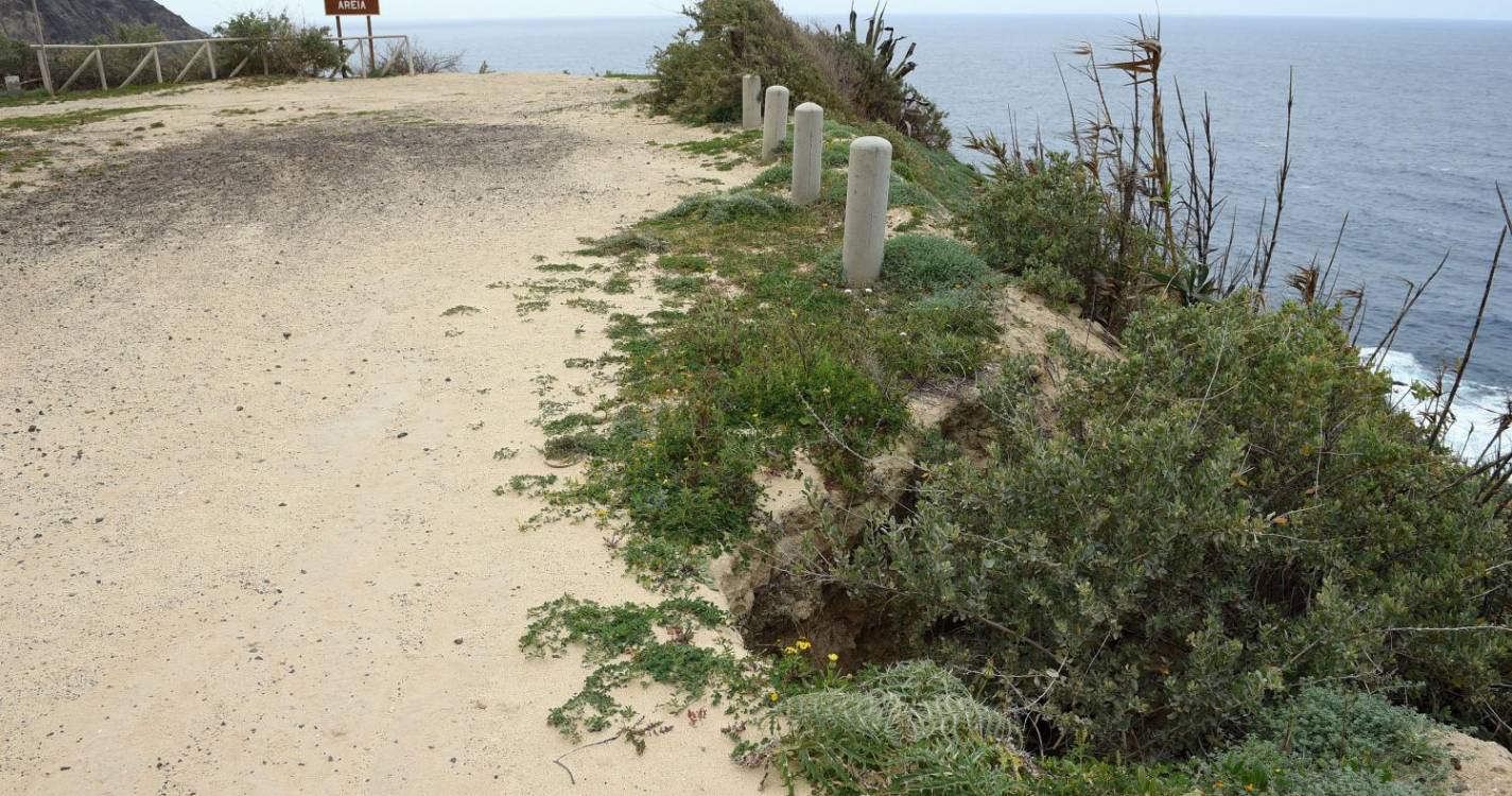 Esforços para encontrar corpo de condutor no Porto Santo mobilizam NRP Tejo e avião da Força Aérea