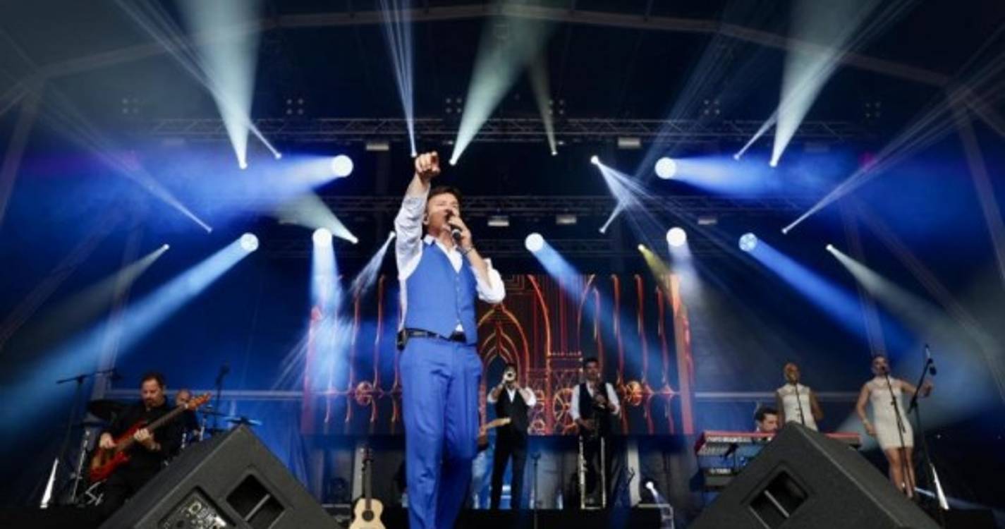 Praça do Povo demasiado pequena para a popularidade de Tony Carreira