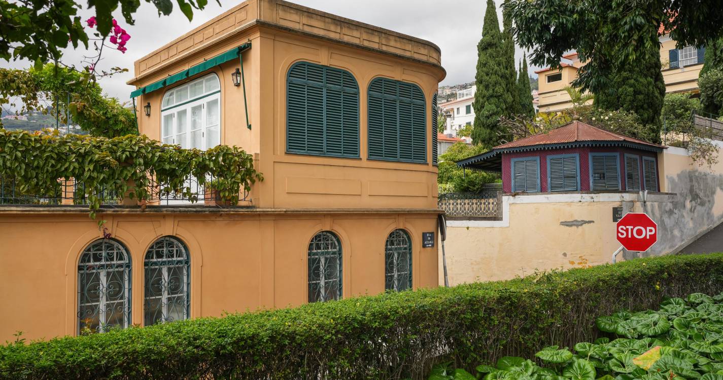 Pressão urbanística põe em risco património histórico das casinhas de prazer