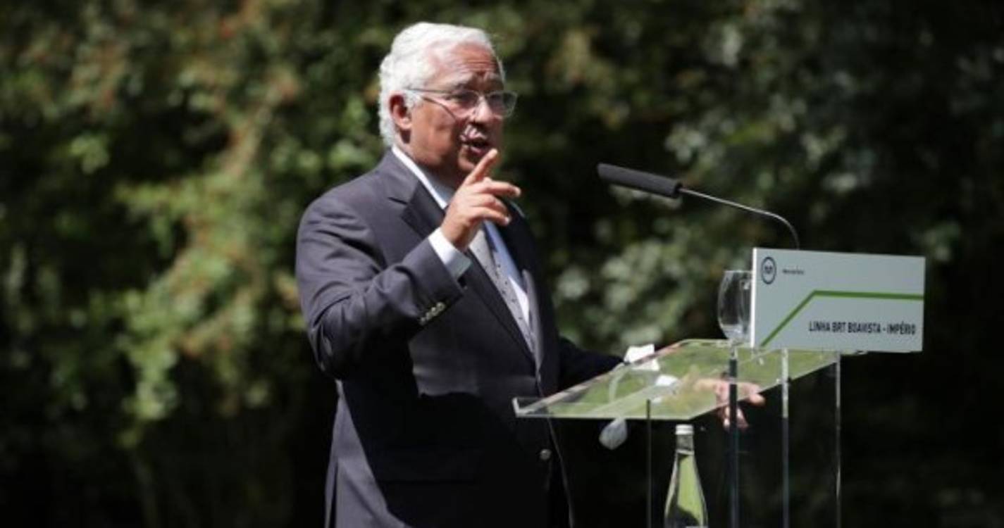 Costa diz que festas são “polos de difusão” da quarta vaga