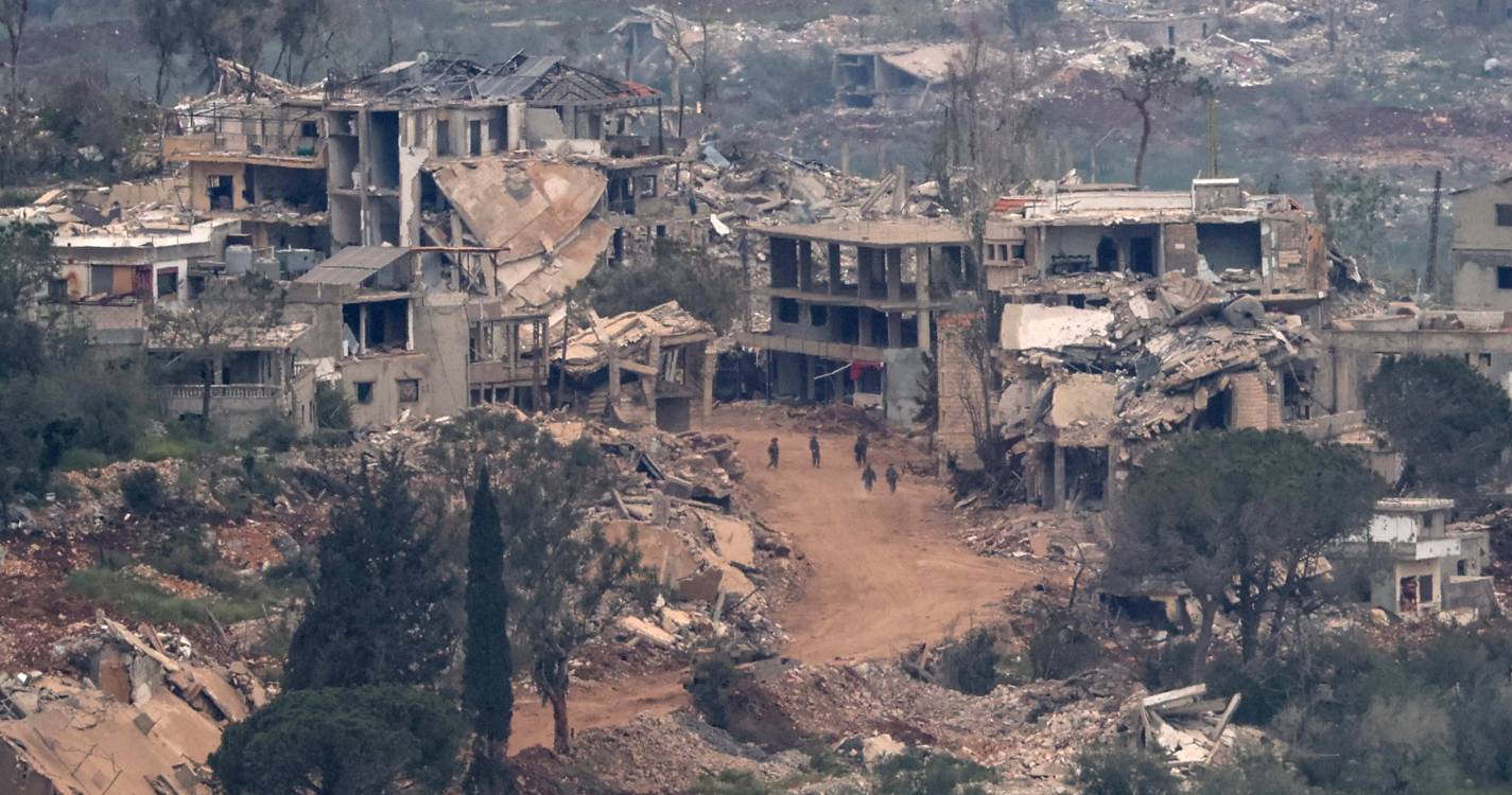 Médio Oriente: Mais de 2.500 mortos desde o início dos ataques israelitas no Líbano
