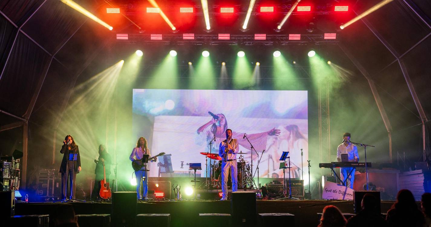 Festa de Santo Amaro leva centenas de pessoas a Santa Cruz (com fotos)
