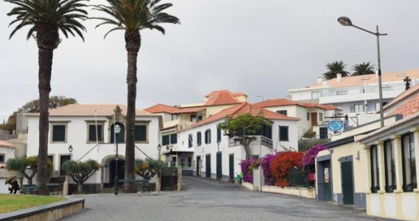 Campanha ‘Eu compro aqui’ dinamiza comércio