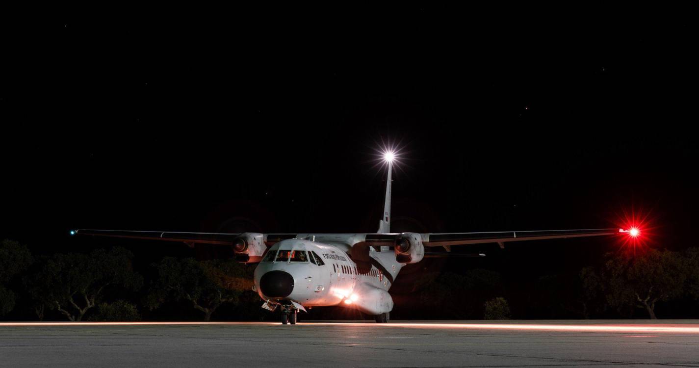 Doente transportado do Porto Santo para a Madeira