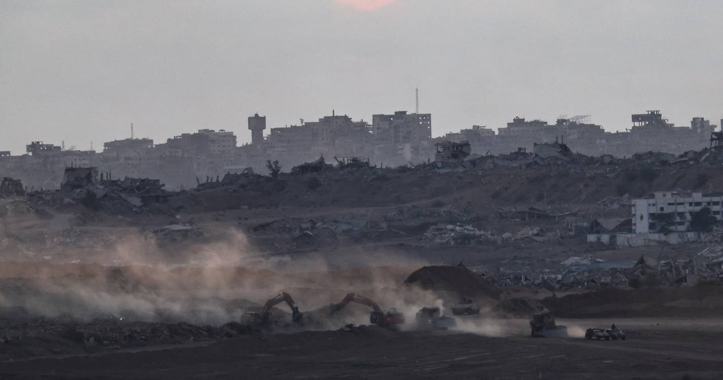 Israel volta a atacar em Gaza apesar do cessar-fogo