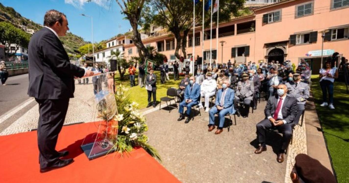 Inaugurado Monumento em Homenagem aos Ex-combatentes do concelho da Calheta (com fotos)