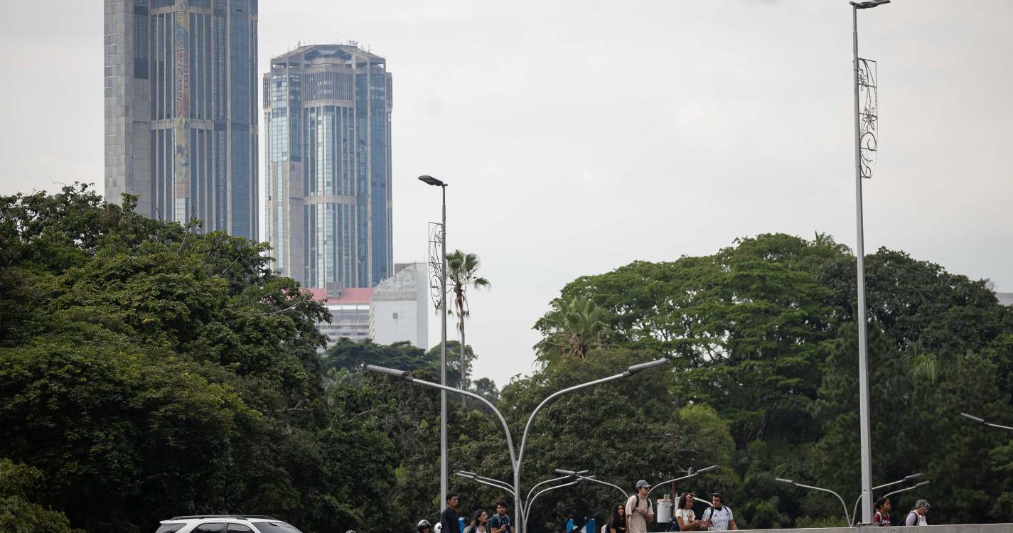 Venezuela: EUA afirmam ter plano de contingência caso Maduro fuja do país