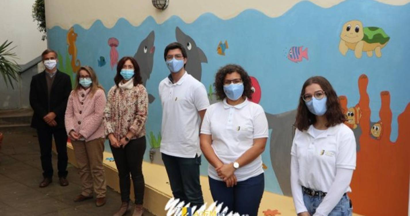 Escola Quinta do Leme inaugura mural infantil