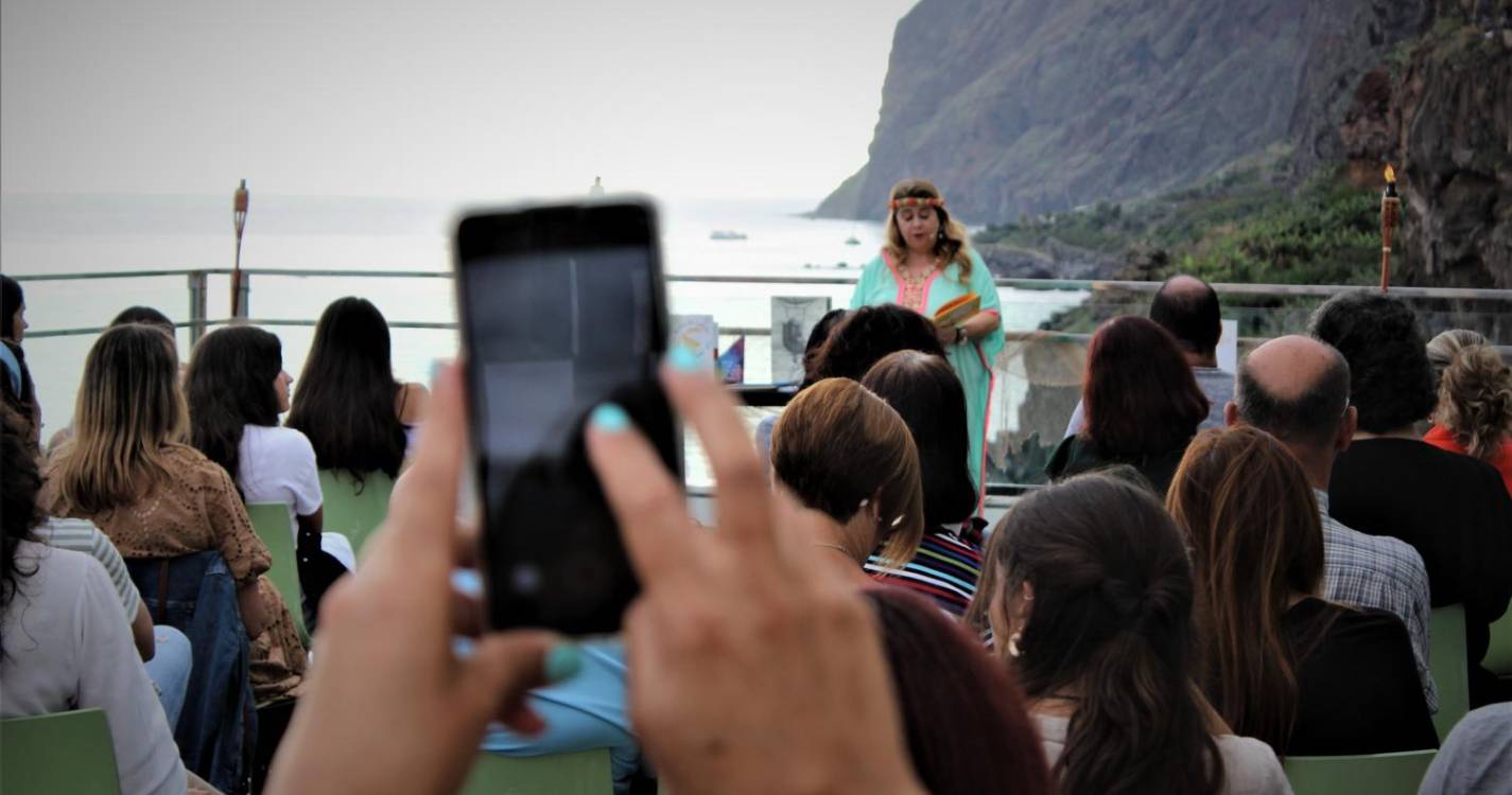 “Sunset Literário” amanhã em Câmara de Lobos