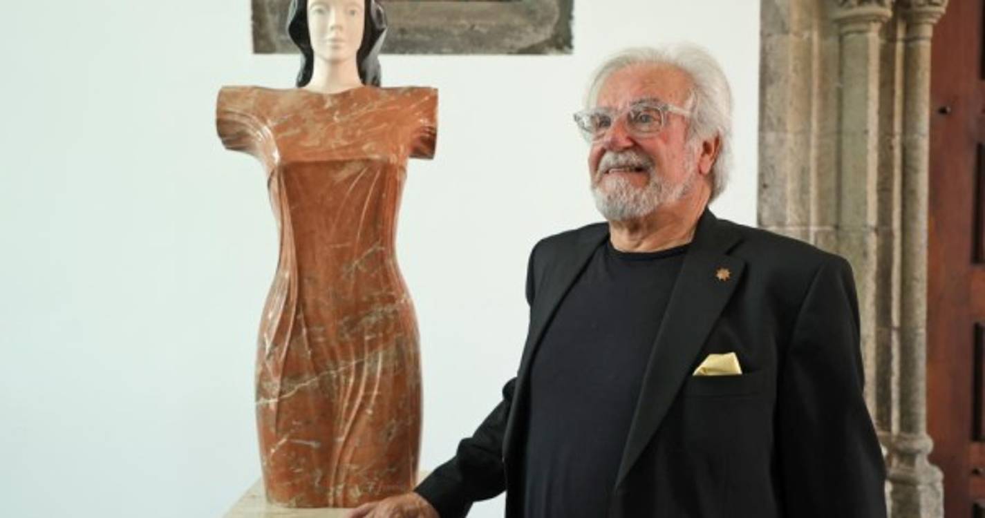 Veja como foi a homenagem ao escultor Francisco Simões