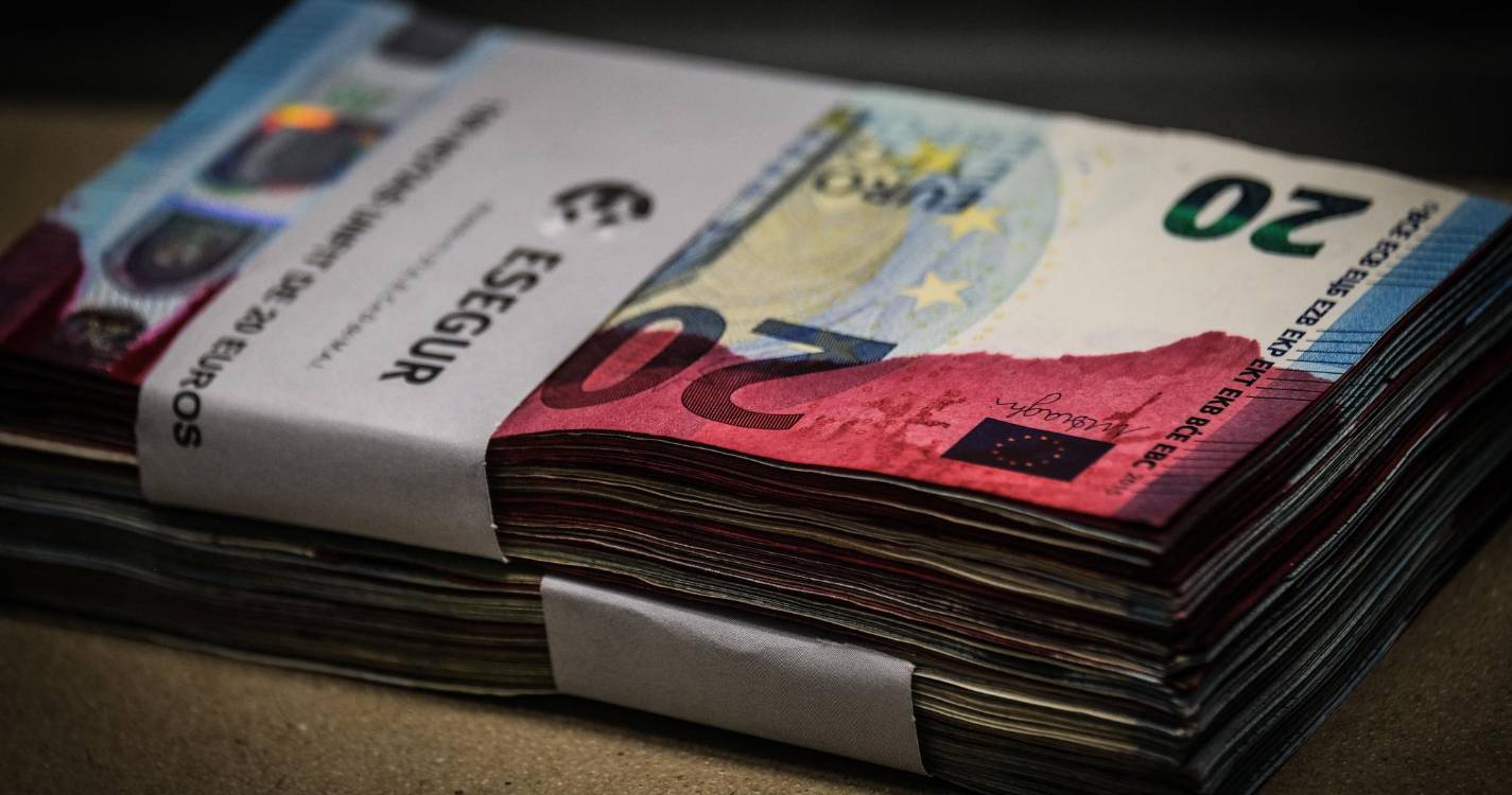 Número de notas falsas retiradas cresce quase 19% em 2024 - BCE