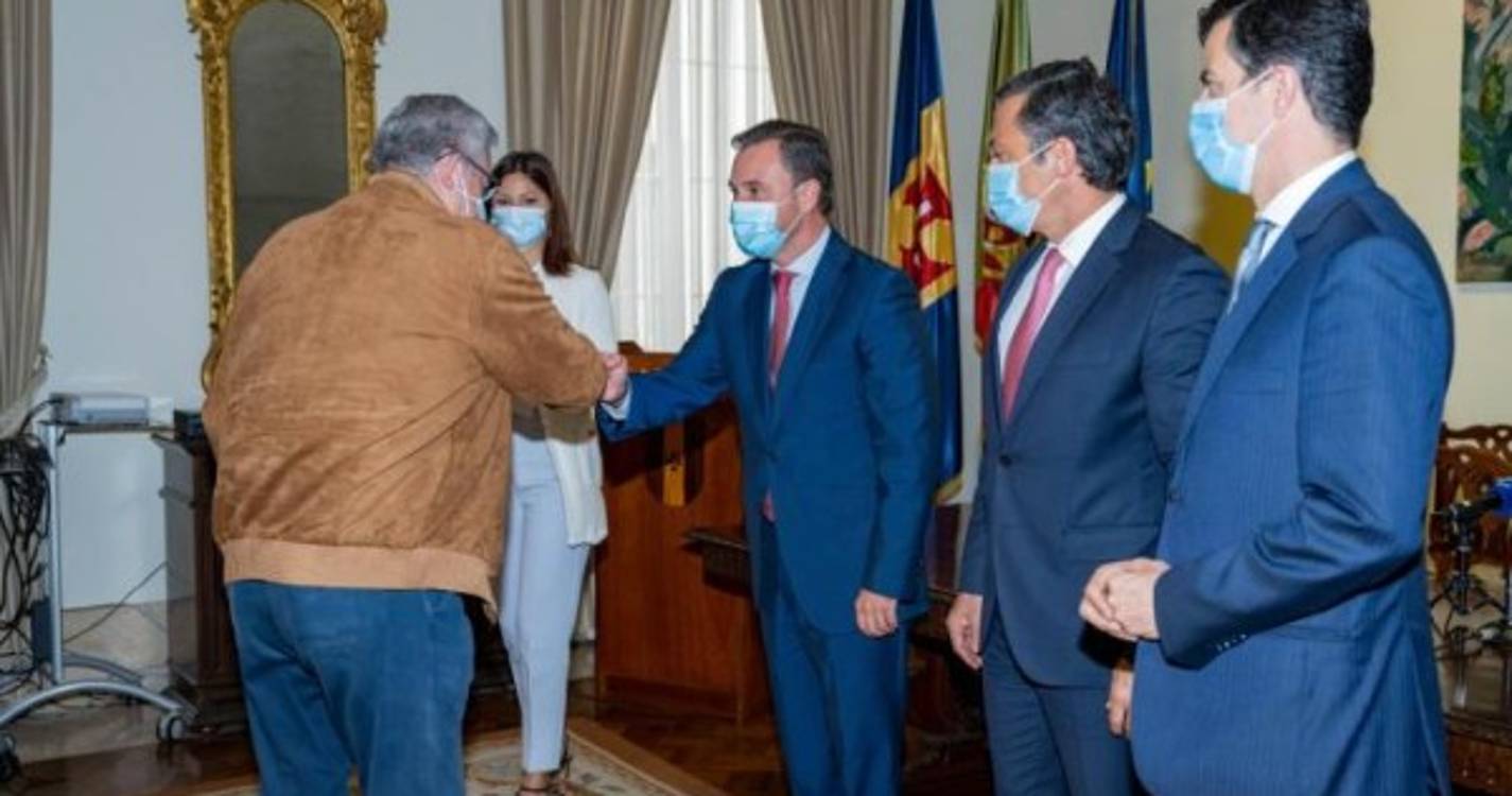 GR lamenta falta de solidariedade do País e UE