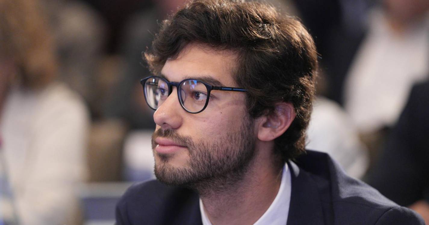 Dinis Ramos despertou debate em São Bento com a frase: “Brutal aumento de impostos”