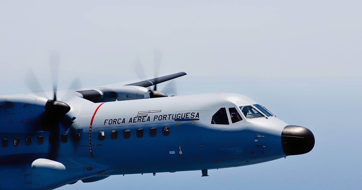 Força Aérea realizou transportes urgentes na Madeira e nos Açores em simultâneo