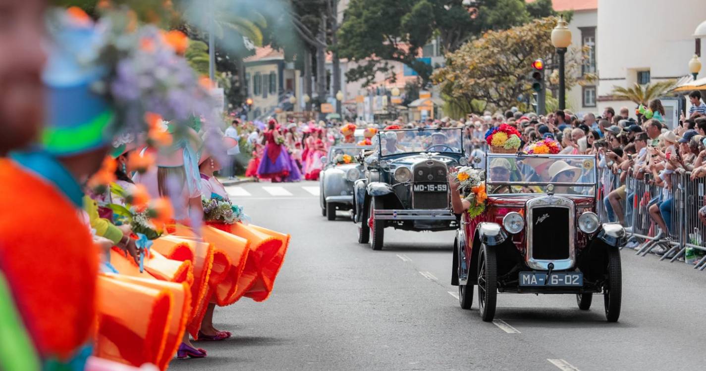 Veja algumas das imagens do ‘Madeira Flower Classic Auto Parade’