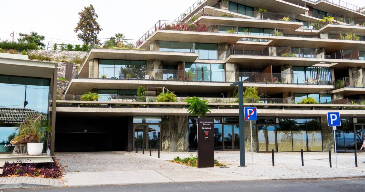 Novo parque de estacionamento na Estrada Monumental a partir de amanhã