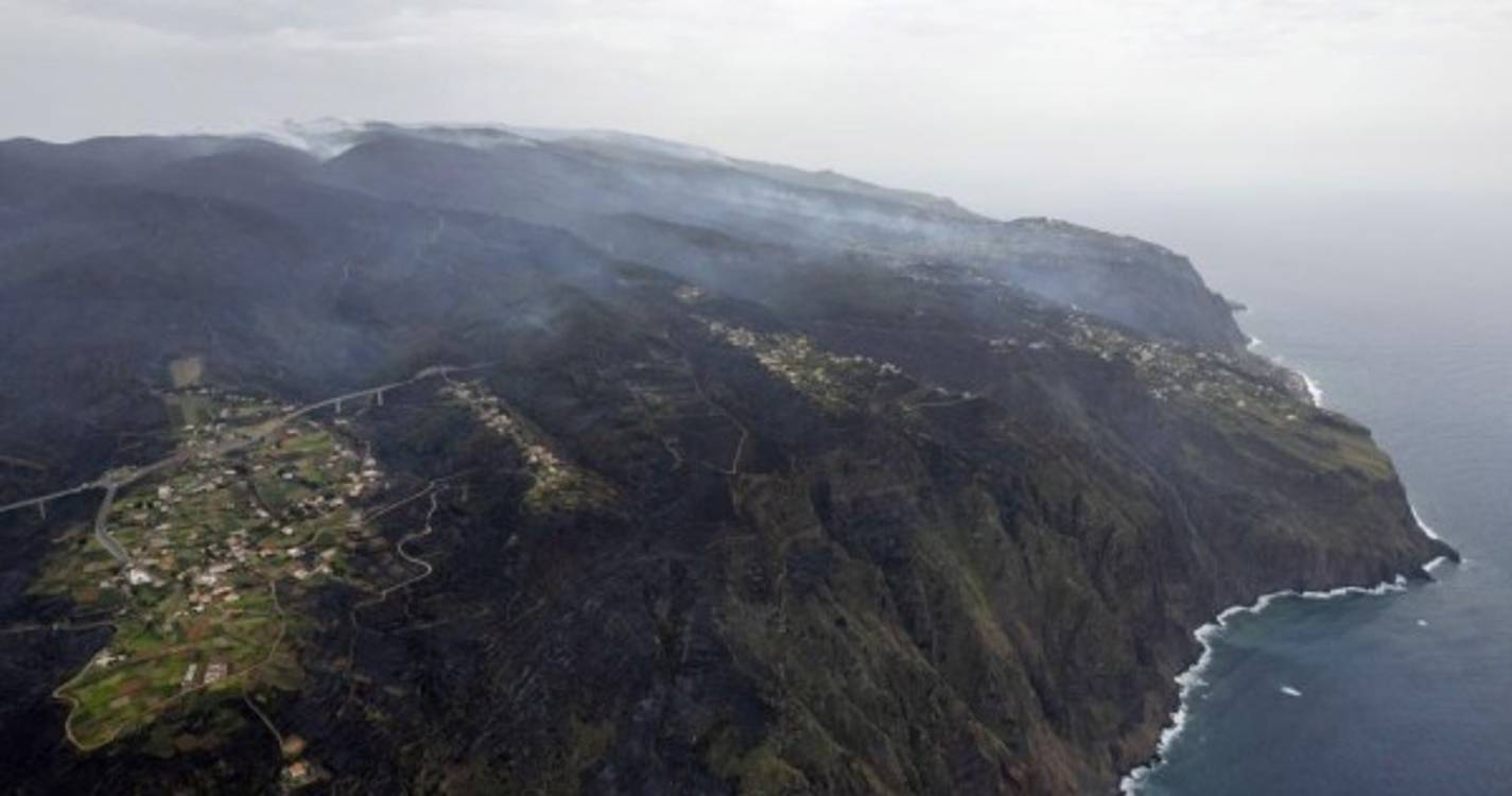 Imagens de drone mostram destruição da Calheta até ao Porto Moniz