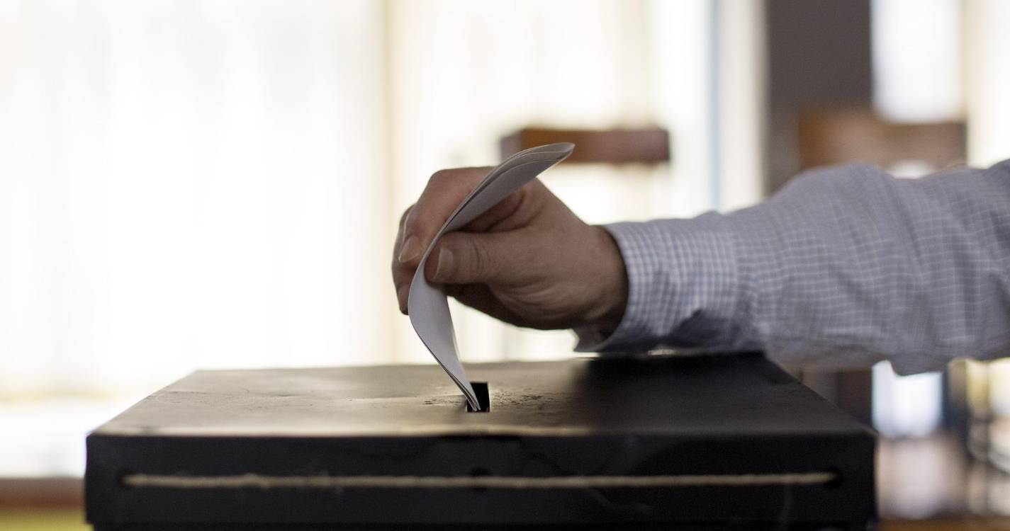 Presidenciais: Inscrições abertas para voto antecipado em 1 de fevereiro