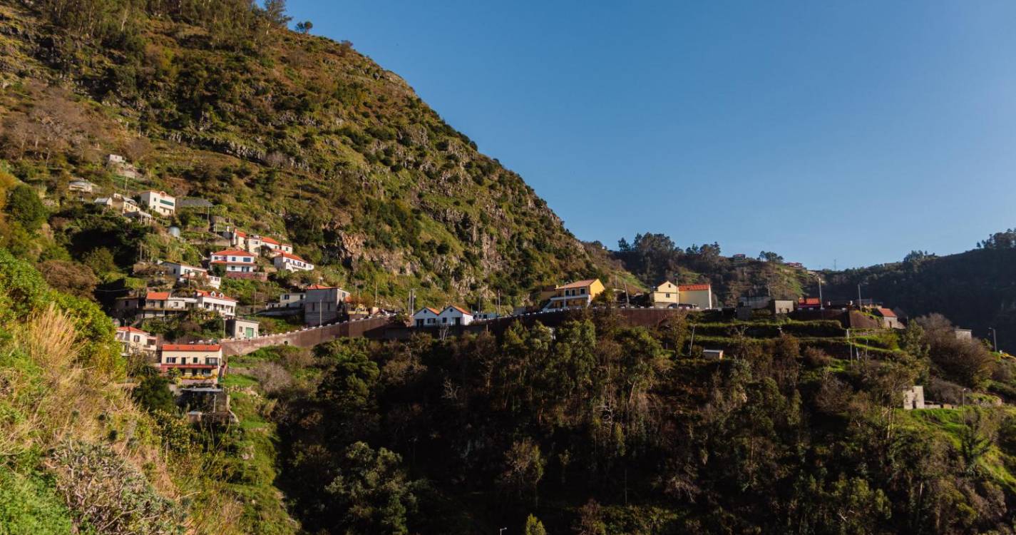 Espigão, o sítio no topo da rocha