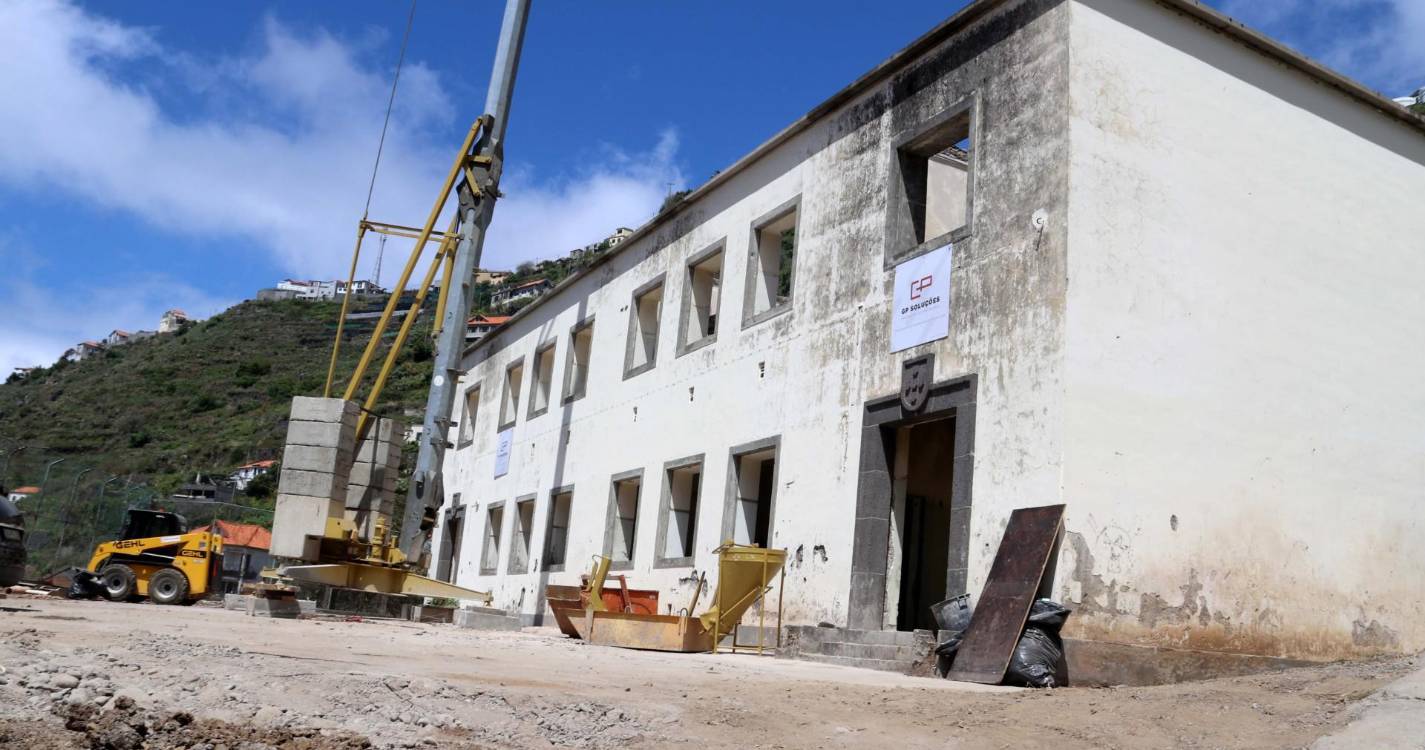 Construção de seis fogos habitacionais sociais arrancou na Ribeira Brava