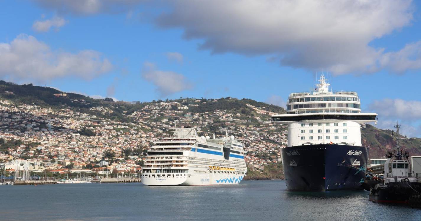 AIDAstella chegou esta tarde ao porto do Funchal