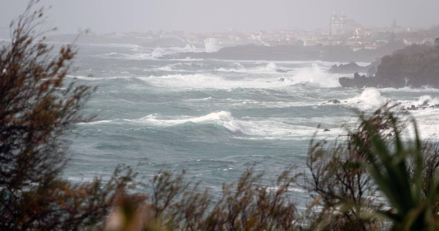 Açores com avisos amarelos por causa de precipitação, vento e agitação marítima