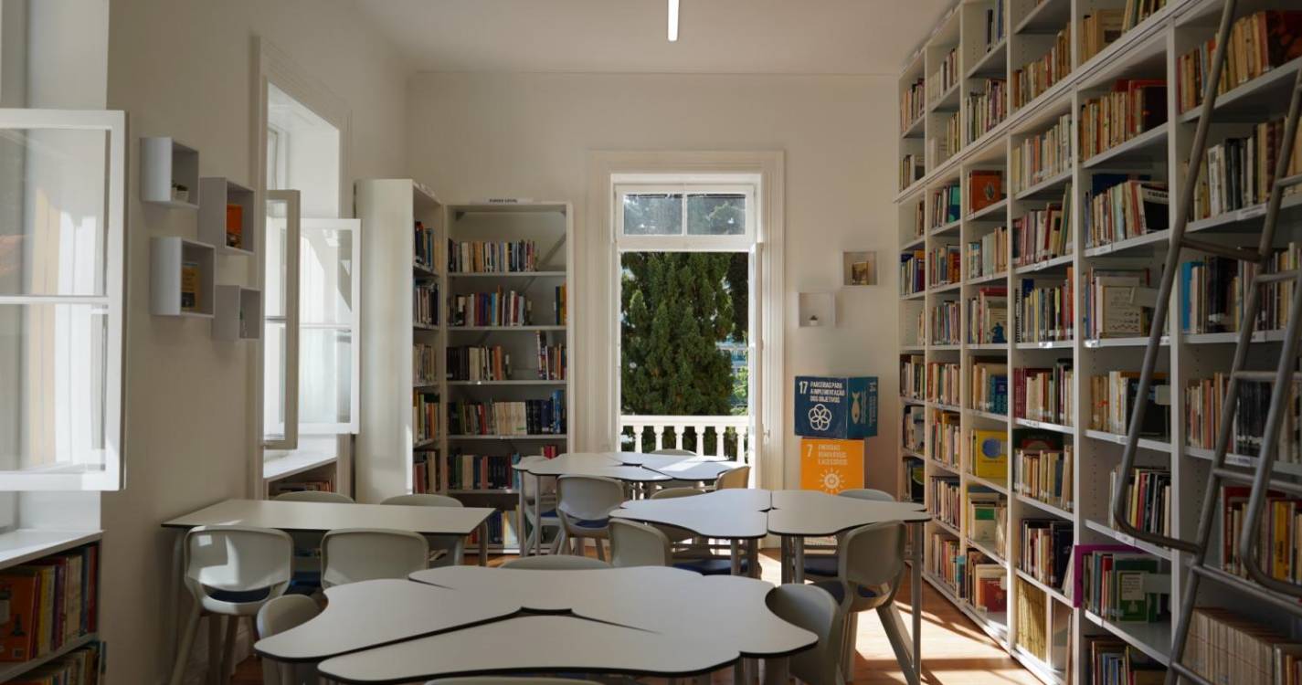 Livro “Escrita Criativa Juvenil” apresentado na inauguração da renovada Biblioteca do Conservatório